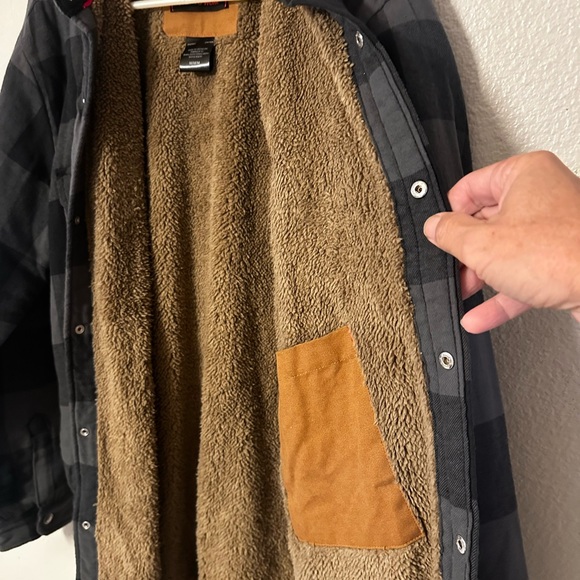 Dickies Fleece-Lined Flannel Shirt Jacket, Charcoal/Black Plaid, Size Medium. - Picture 2 of 8